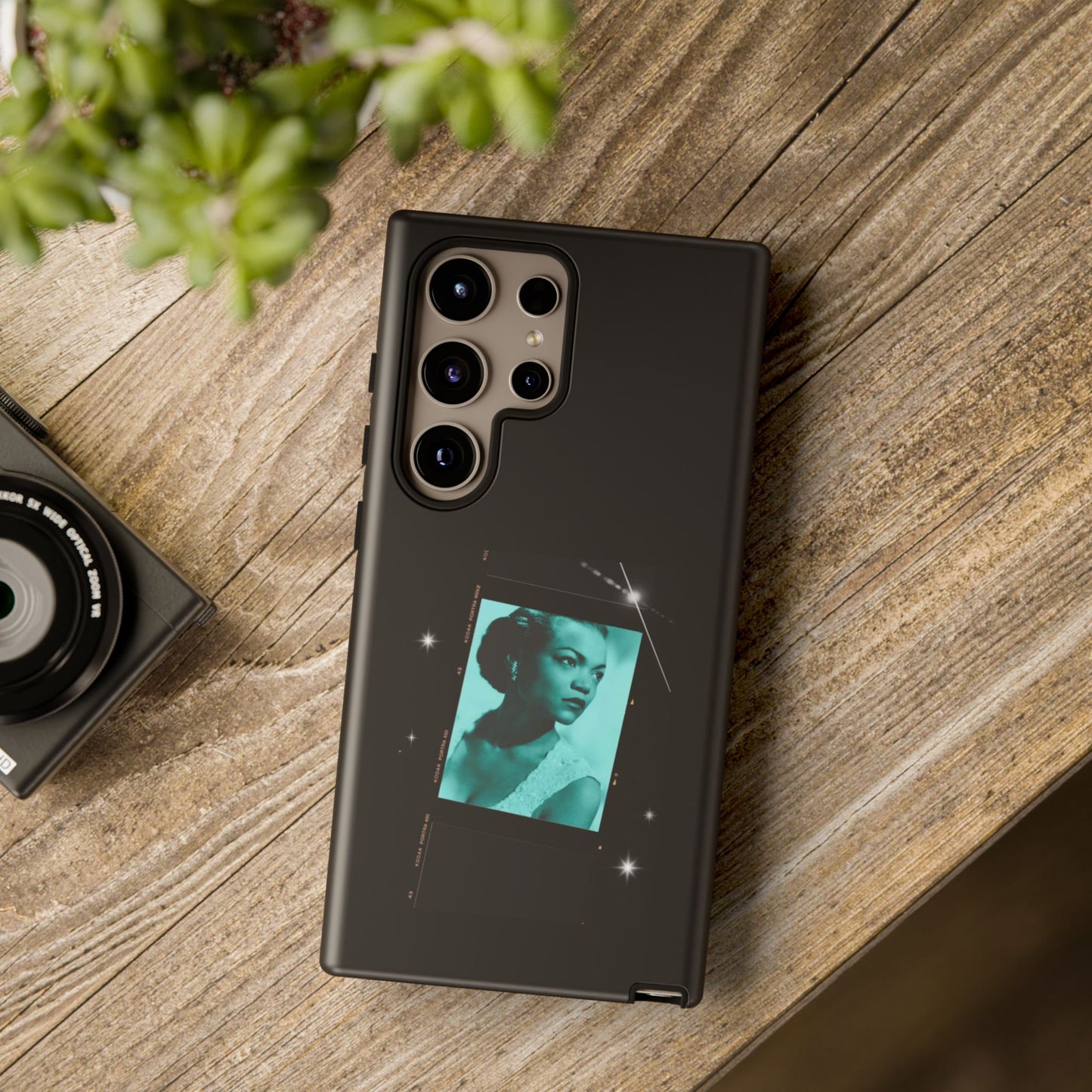Eartha Glamorous Life Phone Case