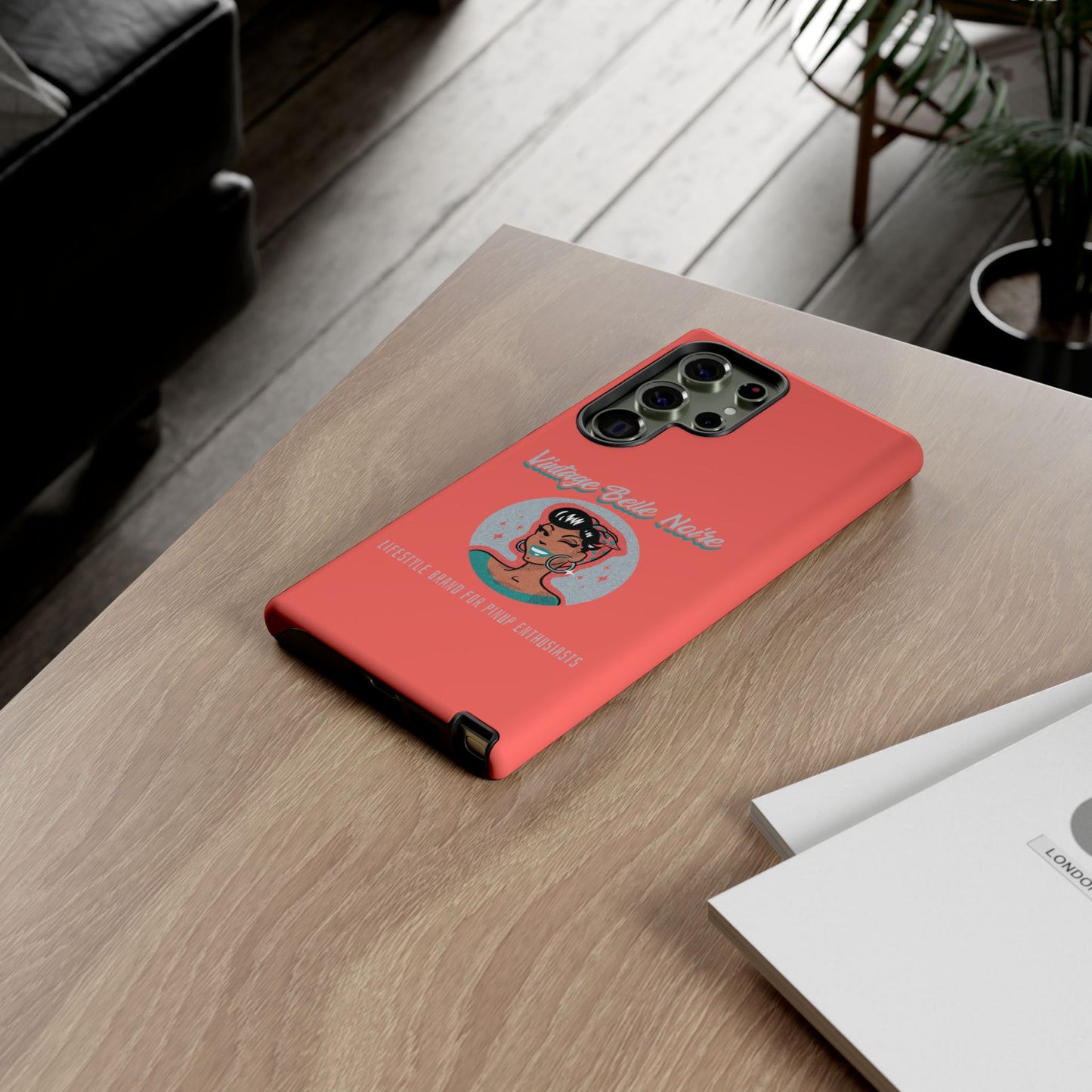 Vintage Belle Noire Logo Phone Case in Coral