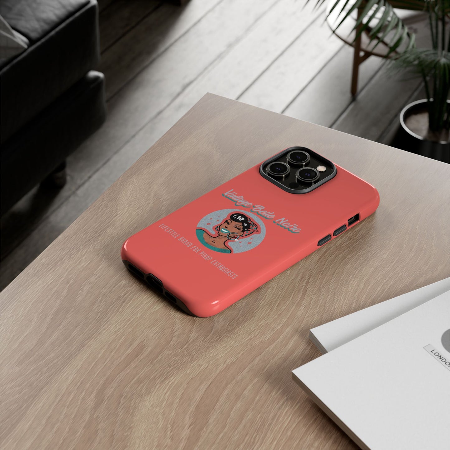 Vintage Belle Noire Logo Phone Case in Coral