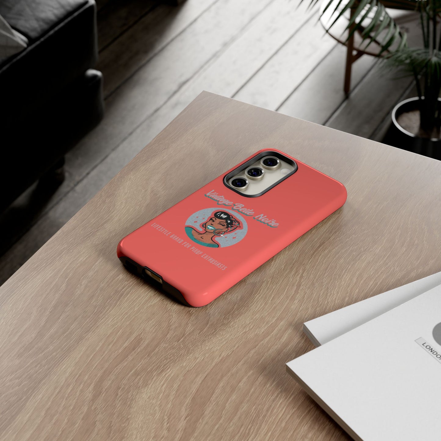 Vintage Belle Noire Logo Phone Case in Coral