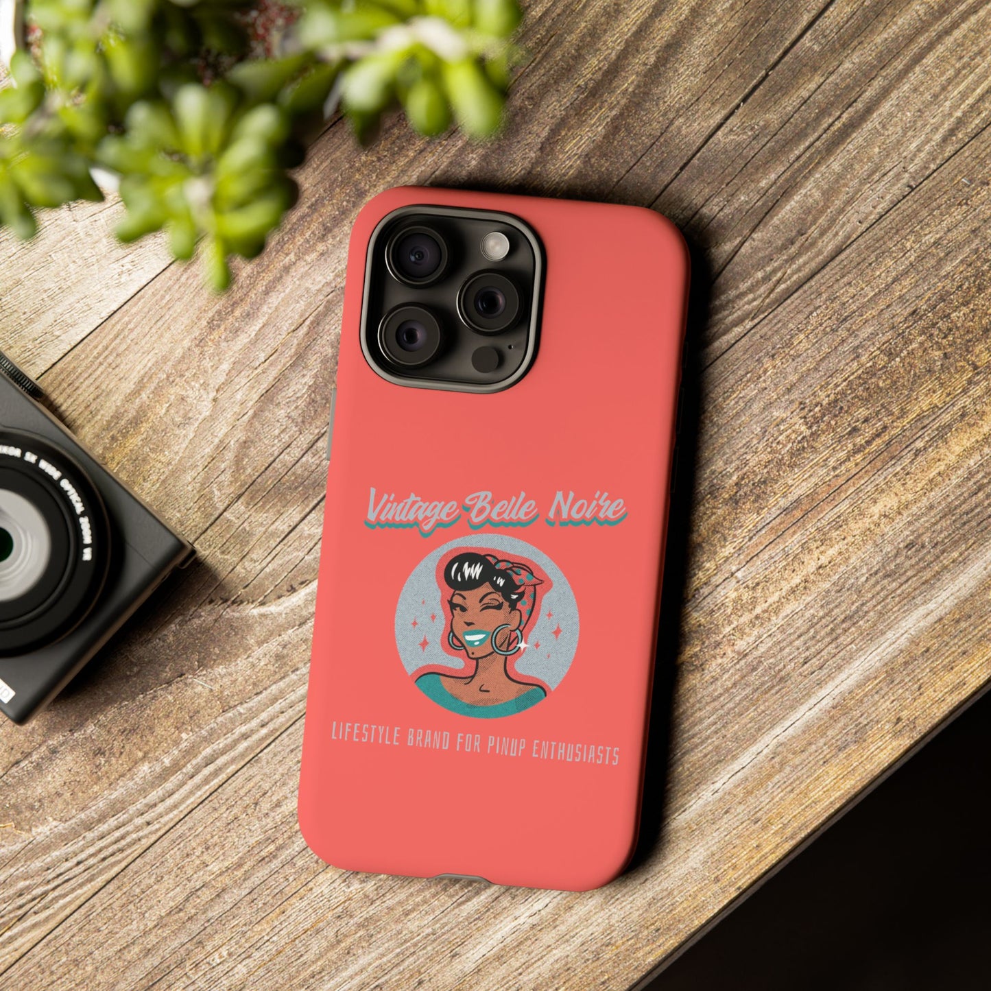 Vintage Belle Noire Logo Phone Case in Coral