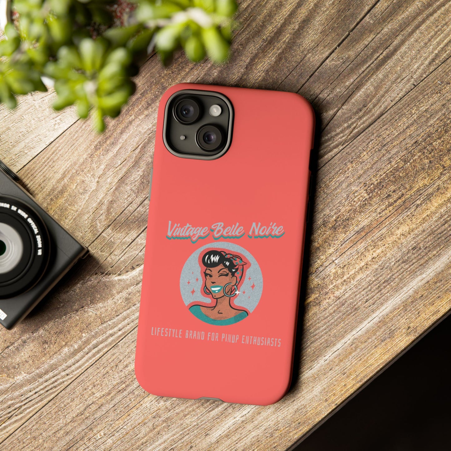 Vintage Belle Noire Logo Phone Case in Coral